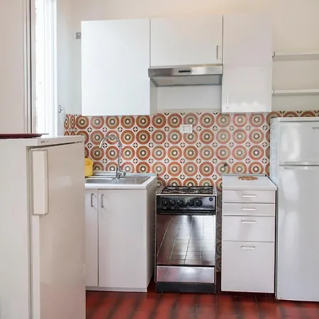 M104 - Marcelli, Con Giardino A 100 Mt Dal Mare Marcelli