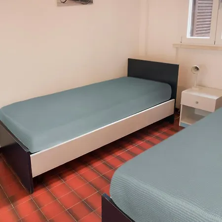 M104 - Marcelli, Con Giardino A 100 Mt Dal Mare * Marcelli