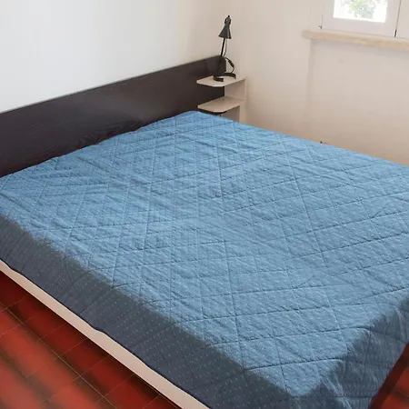 M104 - Marcelli, Con Giardino A 100 Mt Dal Mare